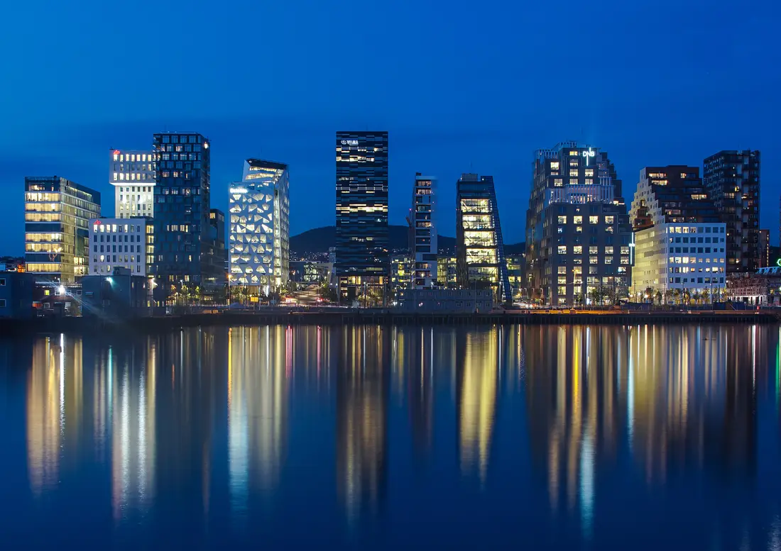 Oslo om kvelden, Barcode i Bjørvika